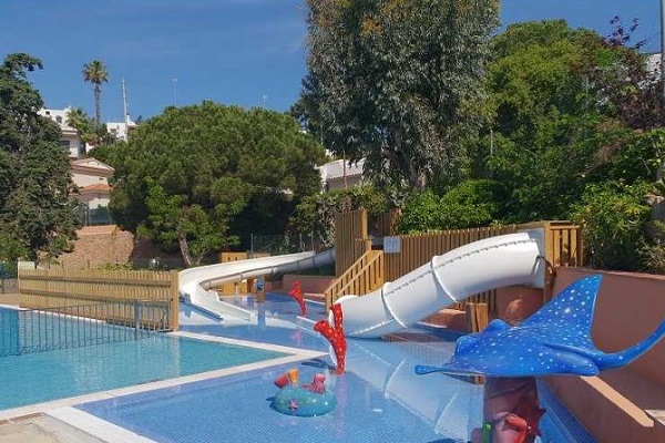 /campings/espana/catalunya-cataluna/girona/costa-brava-sur/Cala Canyelles/piscina20818.jpg